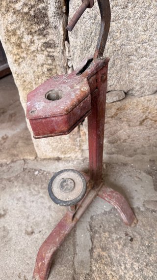 Encorchadora de botellas de vino