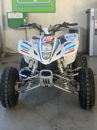 Suzuki LTZ 400 Quad Blanco y Azul