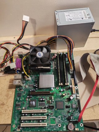 Scheda Madre Intel SE7221BK1-E + CPU Pentium 4 3.0