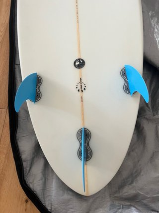 Tabla Surf Full&Cas Hecke 6” 36L nueva con funda