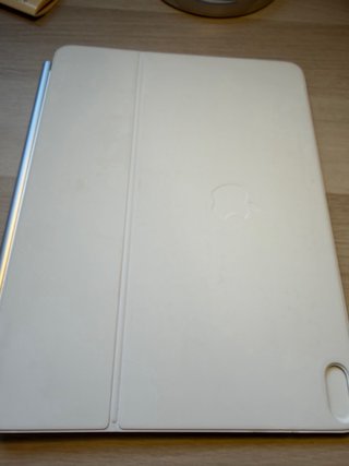 Apple Magic Keyboard per iPad Air 13 M2/M3/M4 Bianco