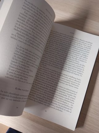 Hijos del cielo : las huellas del cosmos en la ...