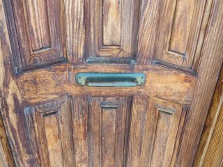 Puerta entrada madera maciza (norte)