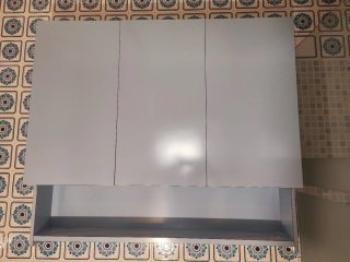 Mueble de baño azul de madera