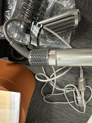 Dyson Airwrap HS01