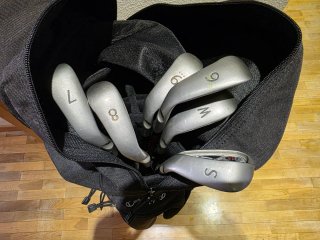 Juego de palos de golf Callaway con bolsa