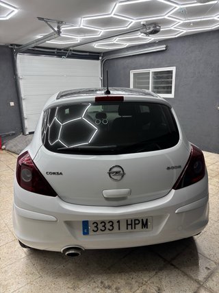 Opel Corsa Color edition