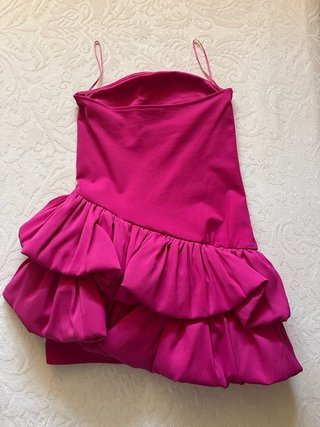 Vestido Zara Fucsia Volantes