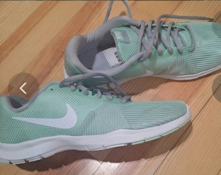 Zapatillas Nike verde y gris