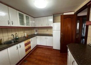 SE ALQUILA HABITACIÓN