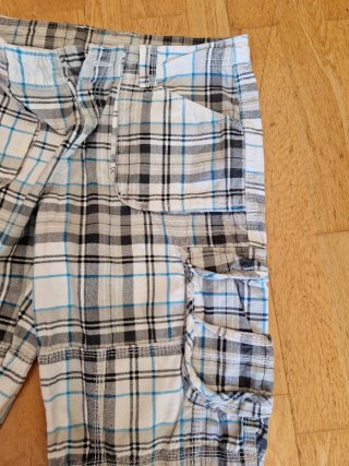 Pantalón corto niño cuadros. 176cm 15 años