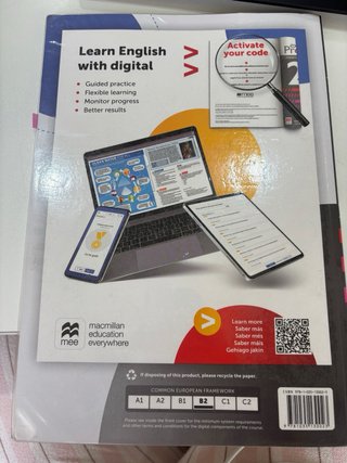 EXAM PROSPECTS 2 Student's book: libro de texto...