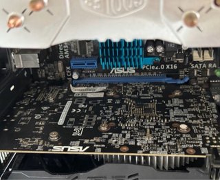 PC Vibox con 3 monitores