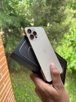 iPhone 12 Pro Max Batería 100%