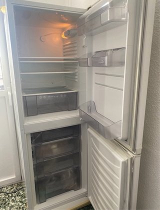 Nevera Midea Blanca