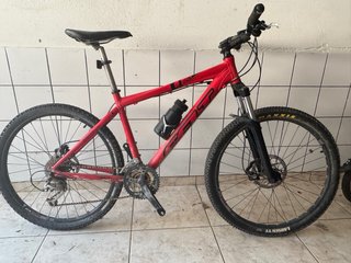 Bicicleta de Montaña Roja
