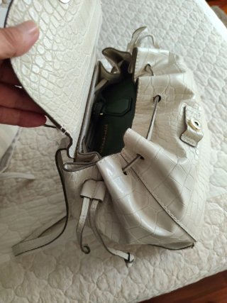 Mochila Zara piel sintética, efecto piel cocodrilo