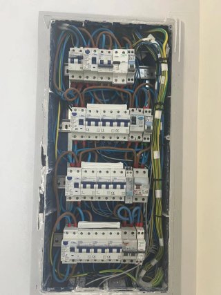 José electricista autónomo, Alcala Hre  666424973