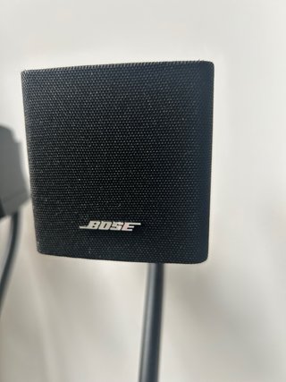 Equipo Denon Negro con altavoces