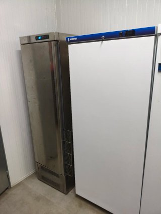 Nevera armario para bandejas de 60x40 3 unidades