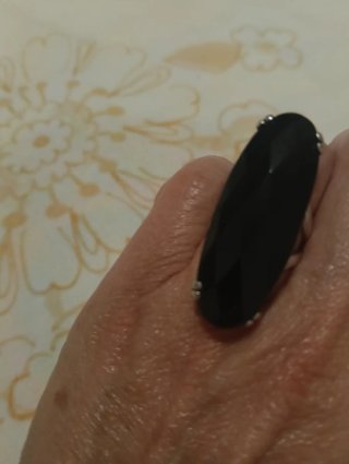 Anillo ovalado grande negro y plateado