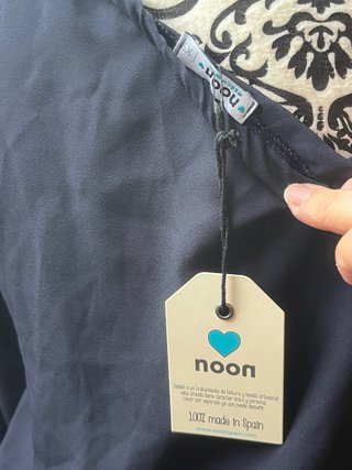 Top asimétrico Noon azul marino Talla XS