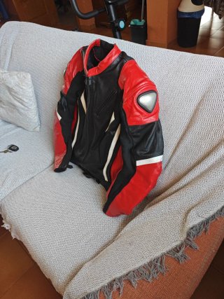 Chaqueta de cuero para moto compilo