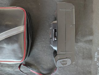 Cámara Premier PC600 con funda