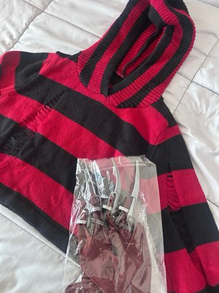 Jersey rayas rojas y negras