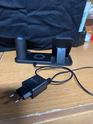 Caricabatterie Wireless 4 in 1 Fast Charge