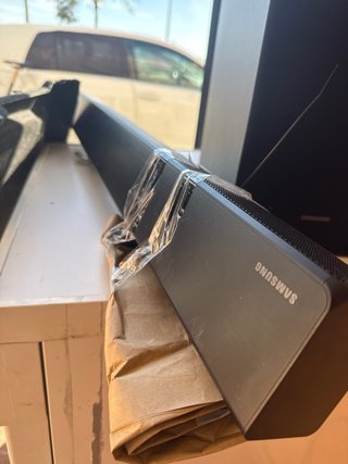 Barra de Sonido Samsung Negra con subwoofer
