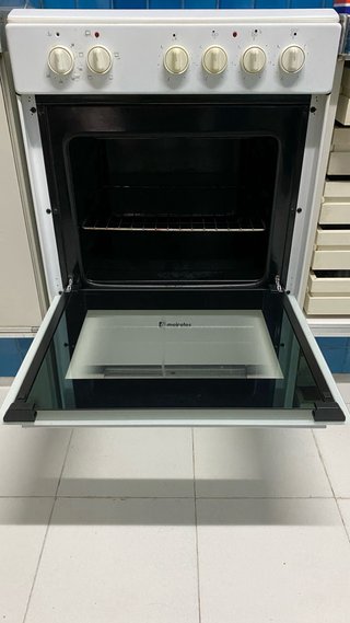Vitrocerámica y horno Meireles