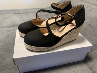 Zapatos cuña negros talla 37