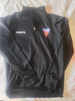 Ropa deportiva CNT club Natació Terrassa