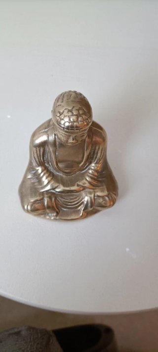 Buda Japonés de Bronce