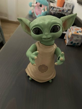 Figura Yoda Bebé