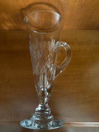 Juego licorera y jarra cristal tallado