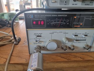 HP 8672A Generador Señal RF 2-18 GHz