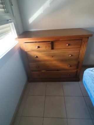 Mesitas de noche y sinfonier madera