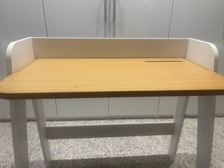 Mesa escritorio juvenil madera y blanco