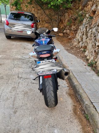 Suzuki GSX R1000 Azul/Blanco