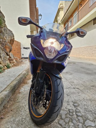 Suzuki GSX R1000 Azul/Blanco
