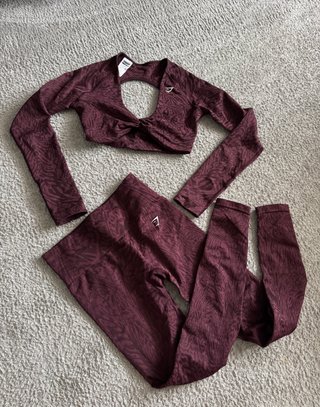 Conjunto GymShark estampado animal print