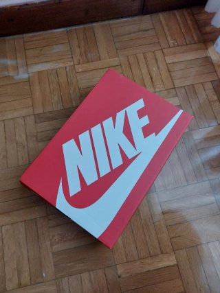 Deportivas Nike Negras y Blancas