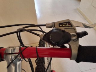 Bicicleta de montaña roja LUTek STRONG