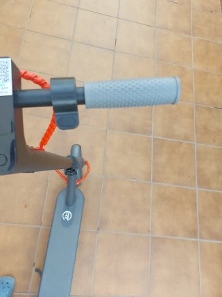 Patinete Eléctrico Gris