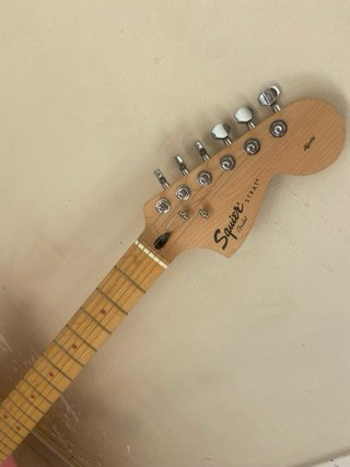 Guitarra Eléctrica Hello Kitty Edición Limitada