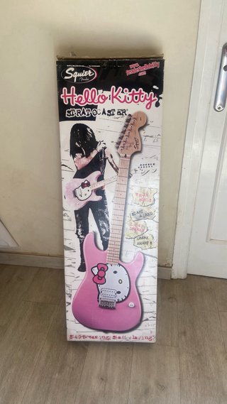 Guitarra Eléctrica Hello Kitty Edición Limitada