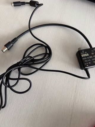 Sega Mega Drive II + 2 mandos + 3 juegos