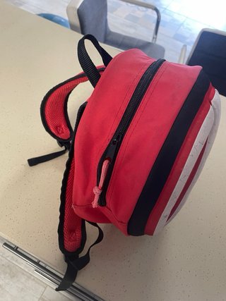 Mochila Capitán América Roja